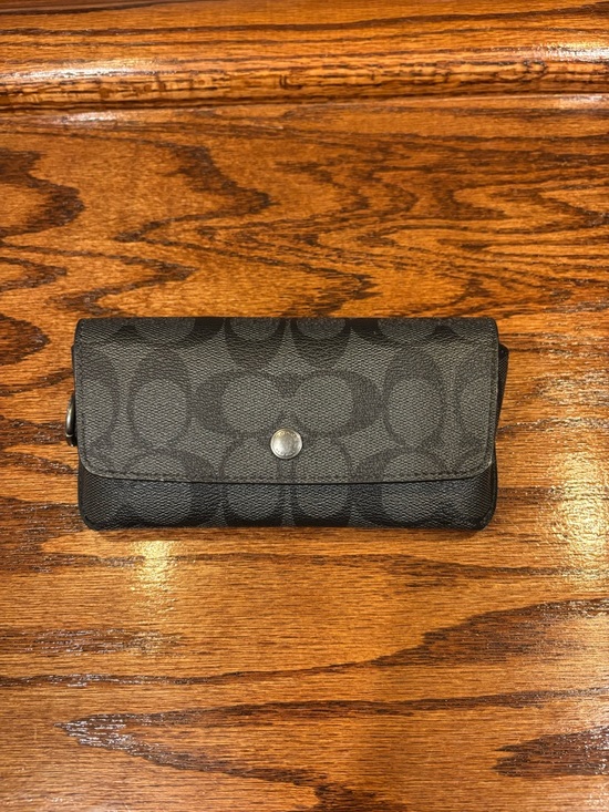 Coach Accessories - Coach Black Signature Sunglasses Case
